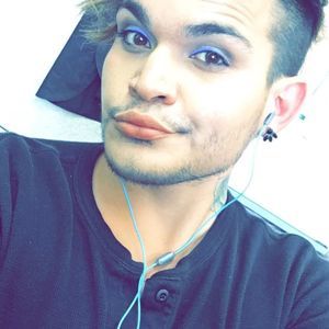 Meet your Posher, Eric